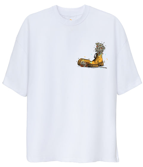 Flowers in the Shoes Design Oversize Tshirt