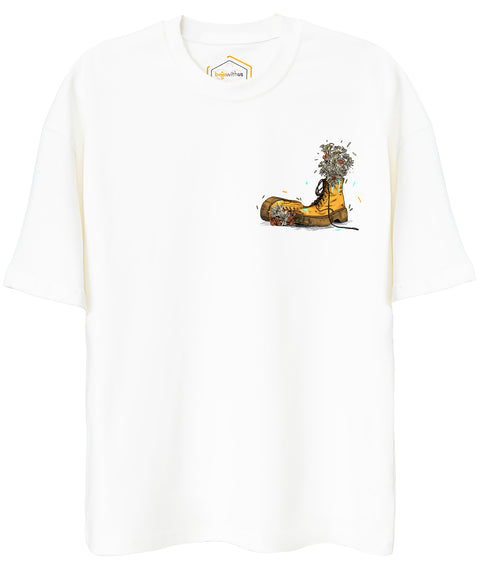 Flowers in the Shoes Design Unisex Oversize Tshirt