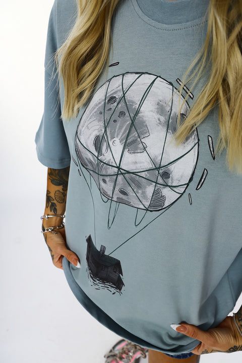 Flying House Design Oversize Tshirt