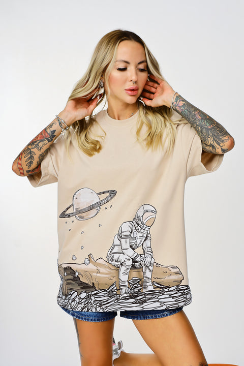 Astronaut Design Oversize Tshirt